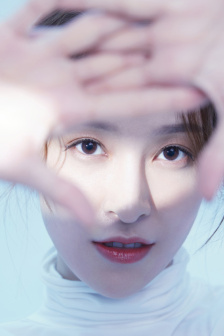 每走一步就深深的撞一下自己